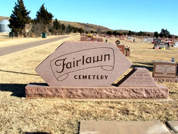 Fairlawn Cemetery